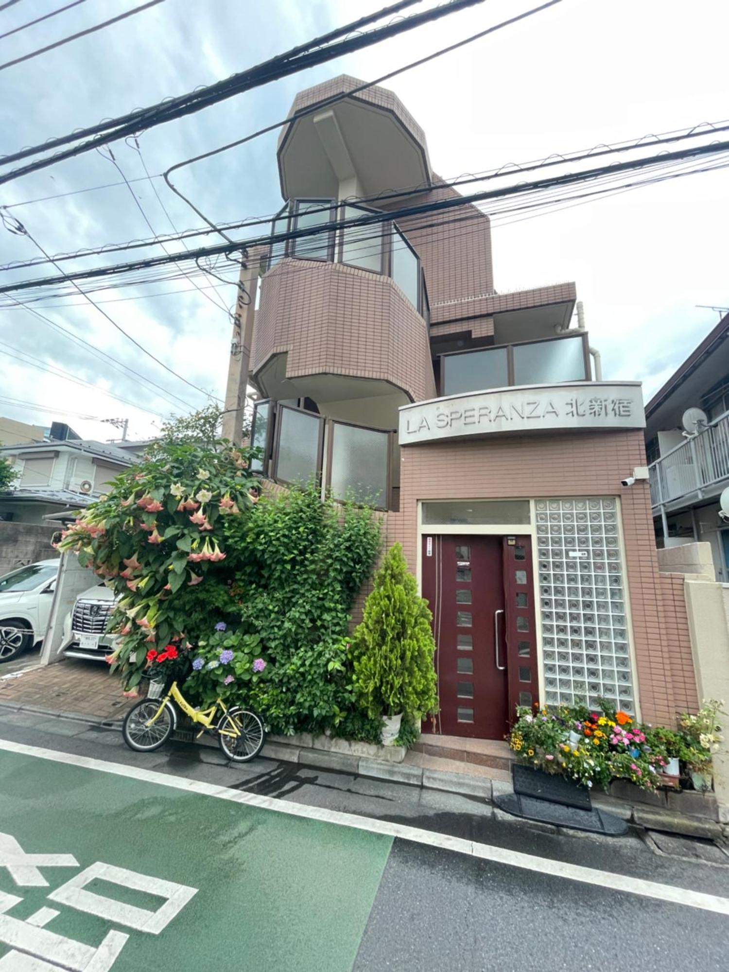 桜宿28 Square Meter King Size Bed With Sofa Bed, Garden Room Tokyo prefektur Exteriör bild